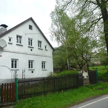 Two-bedroom Holiday In Dolni Prysk/lausitzer Gebirge 1203 Nieder Preschkau